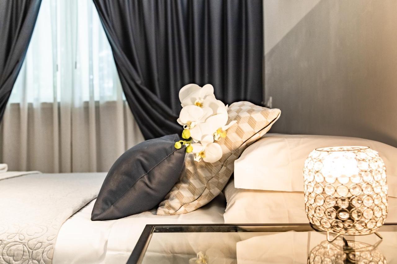 Residence Taormina เวโรนา ภายนอก รูปภาพ