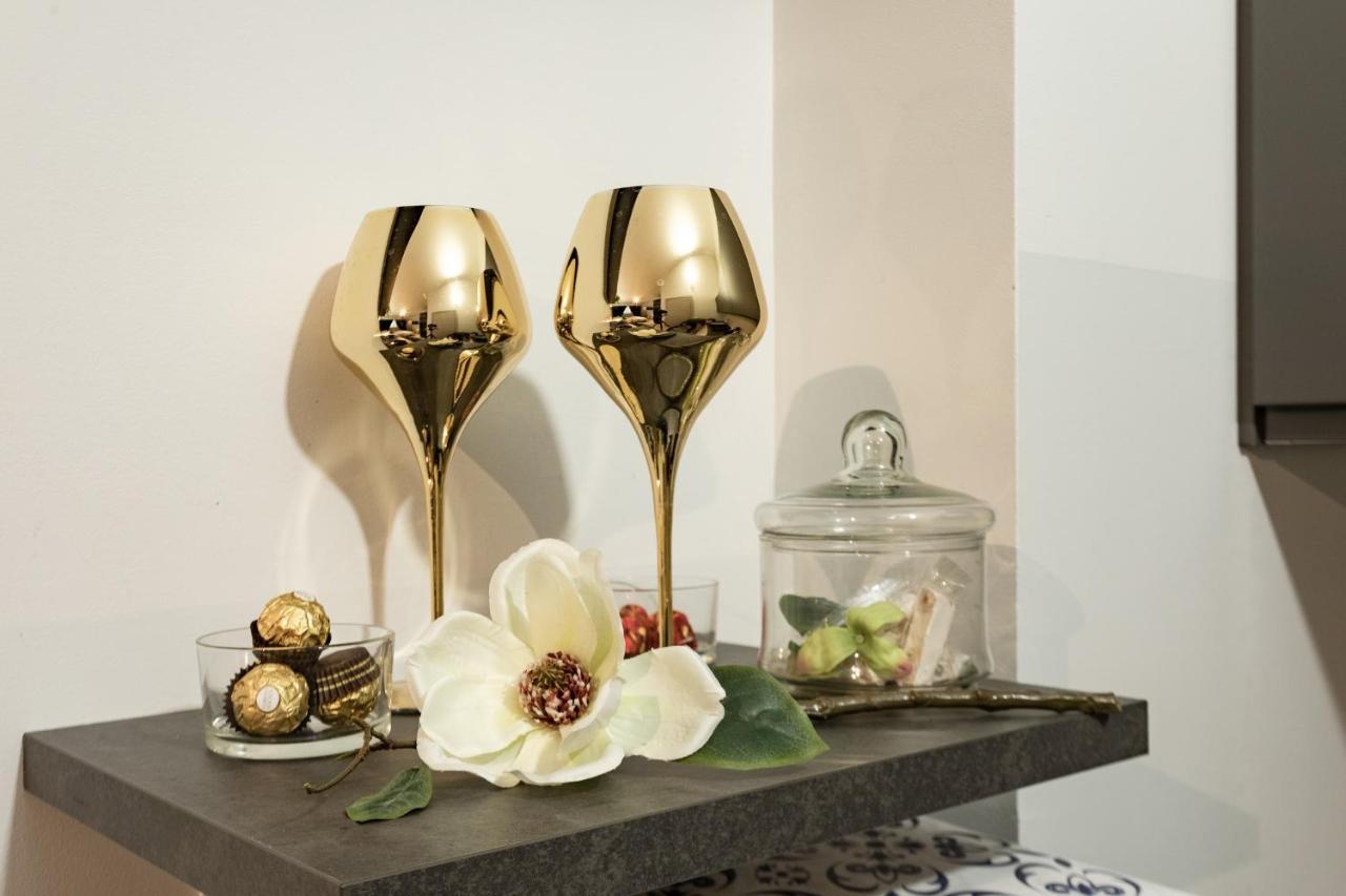 Residence Taormina เวโรนา ภายนอก รูปภาพ